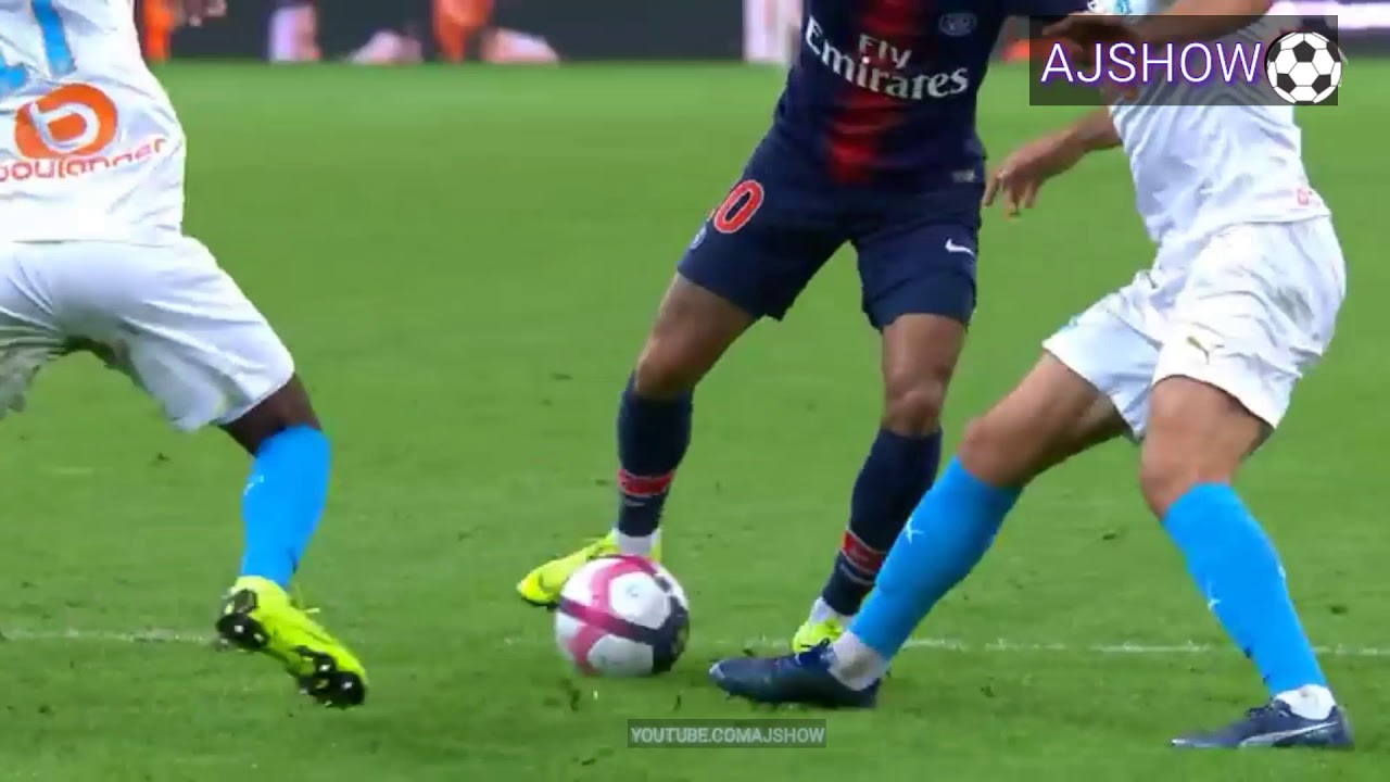 SO MANY AMAZING SKILLS ONLY NEYMAR10 CAN DO &euro;18 &euro;19
