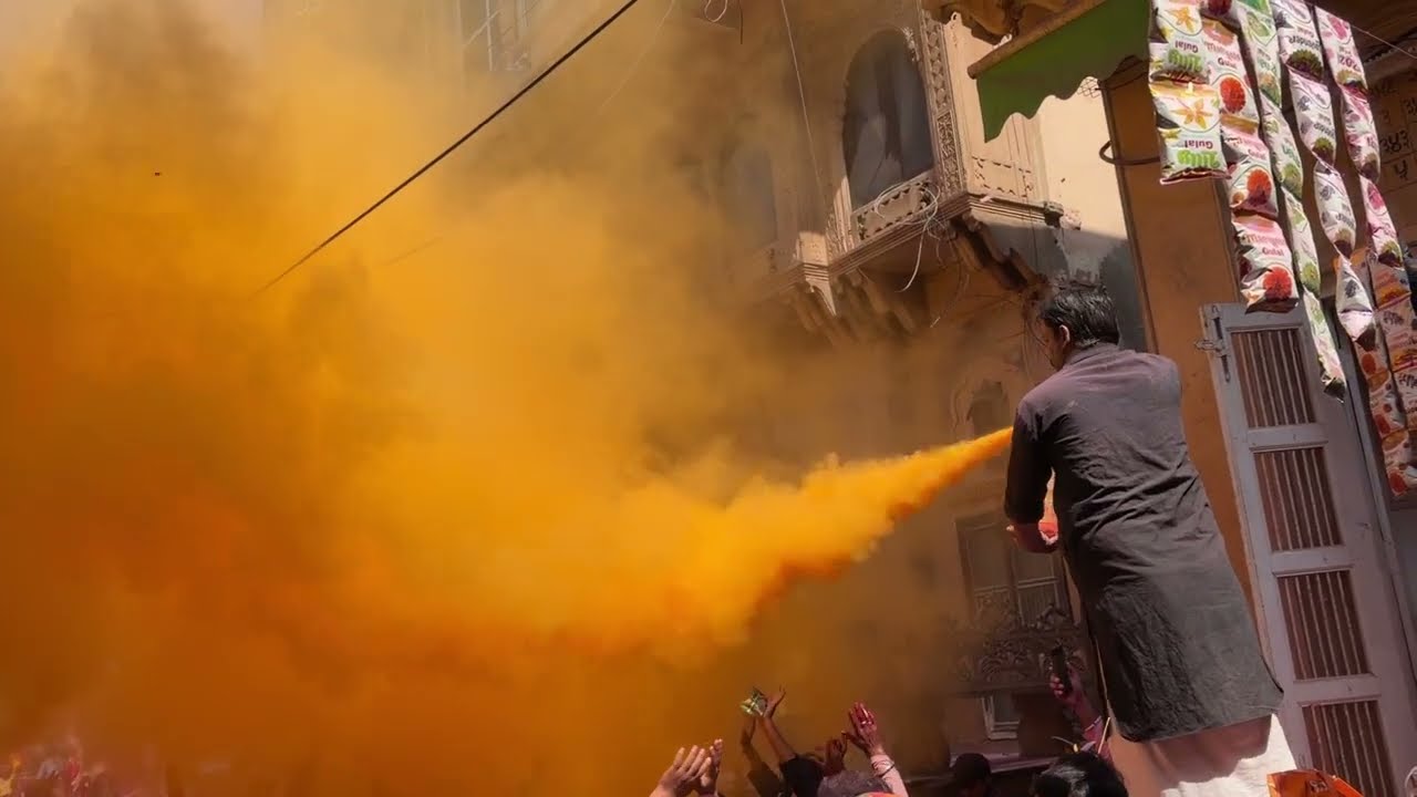 Vrindavan Holi 2026: Banke Bihari Ke Rang Mein Ranga Poora Braj! ✨