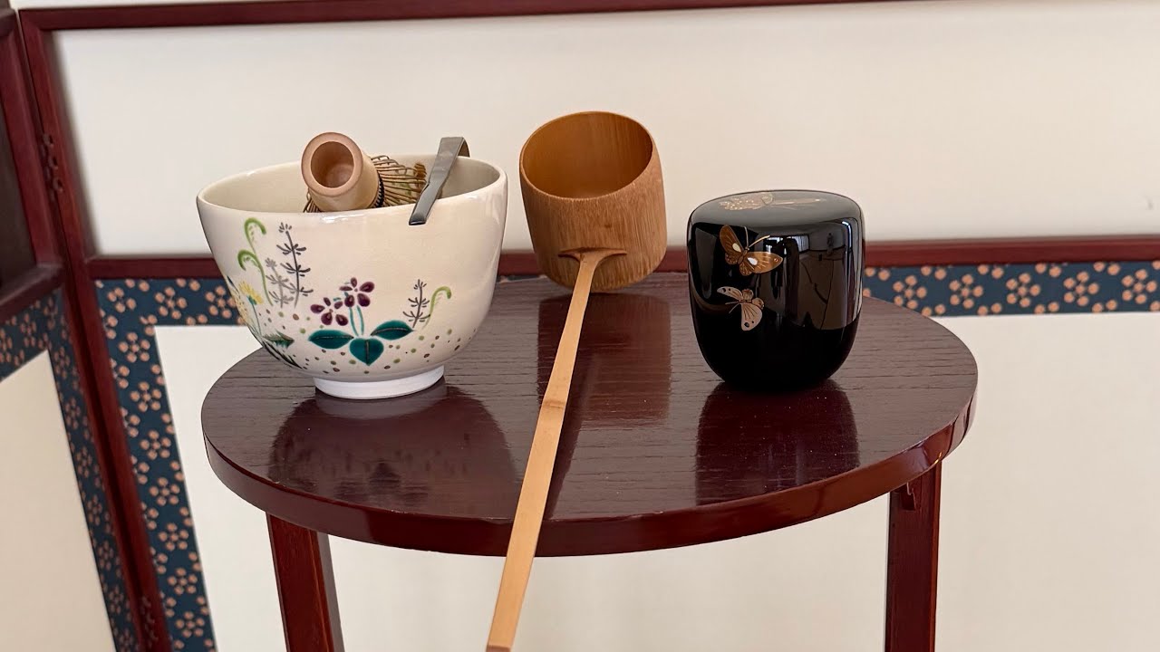 表千家 丸卓総飾から薄茶点前