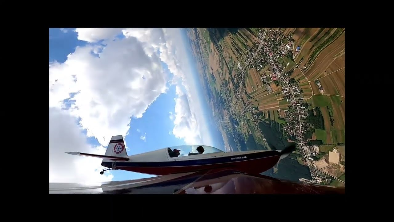 Extra 200 Akrobacja