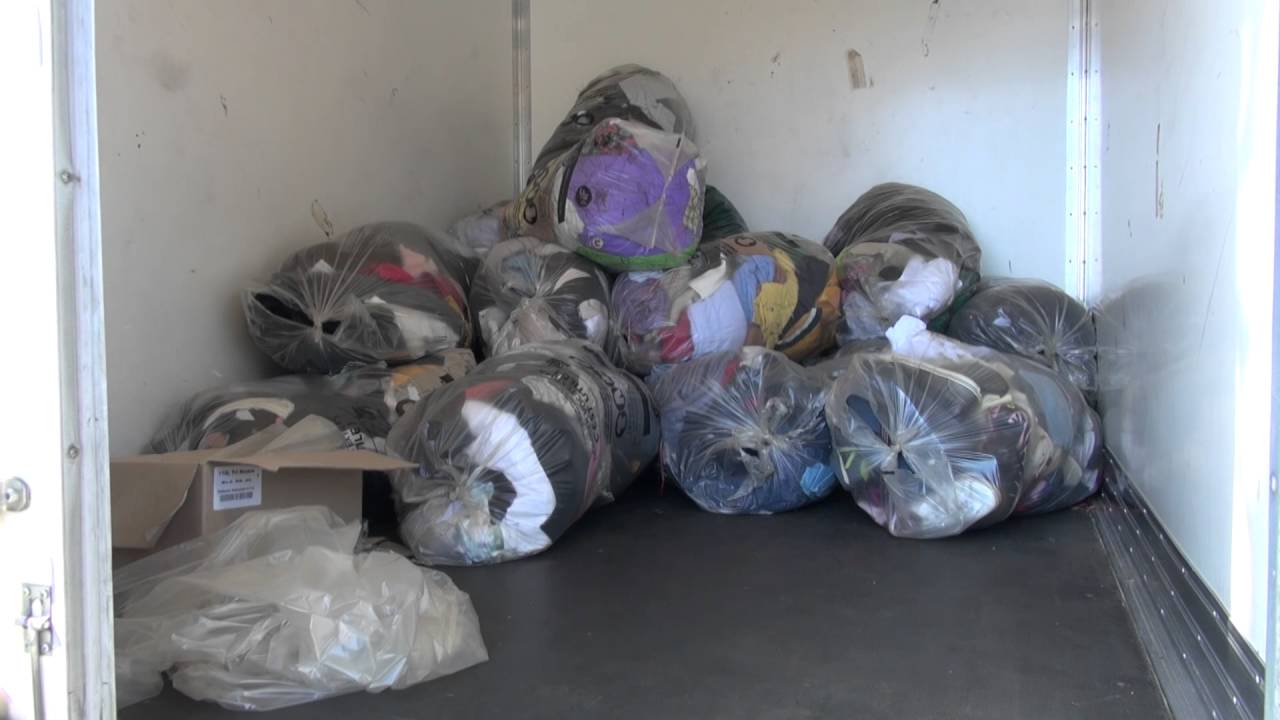 Tourn&eacute;e de collecte de d&eacute;chets textiles