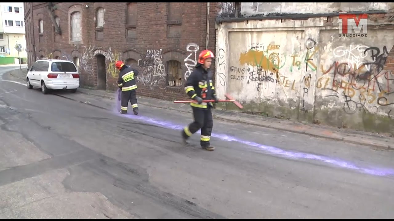 30-09-2016 Nieznana ciecz na ulicach Grudziądza