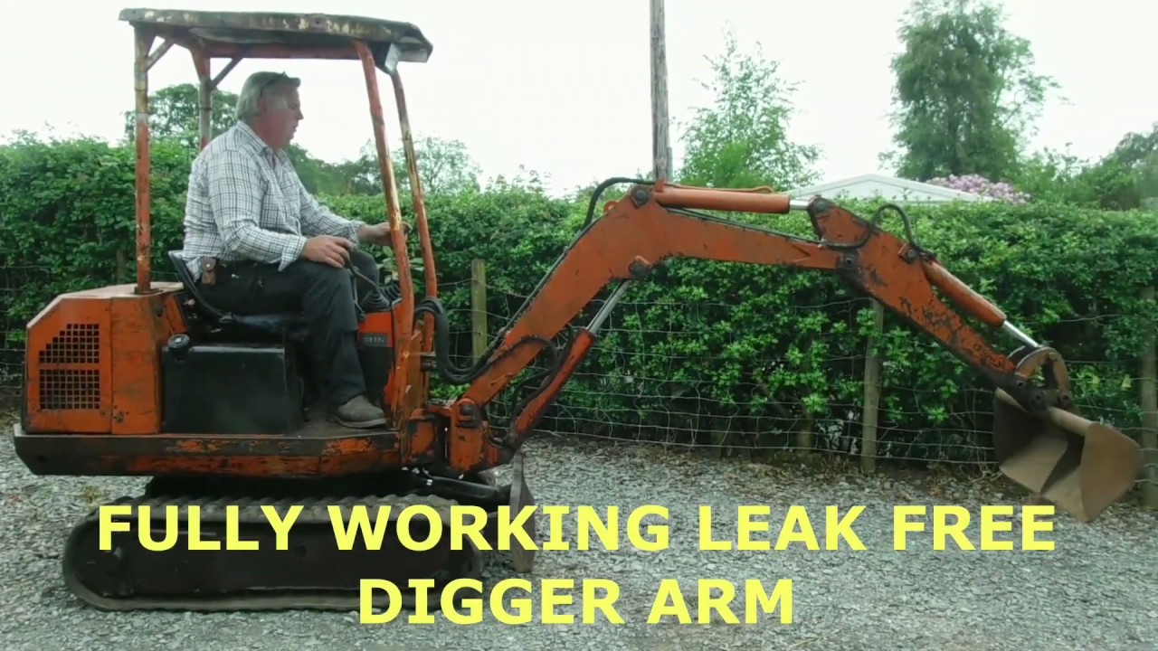 PEL JOB (VOLVO) EB10 1 TON ALL WORKS MINI DIGGER SOLD BY www catlowdycarriages com