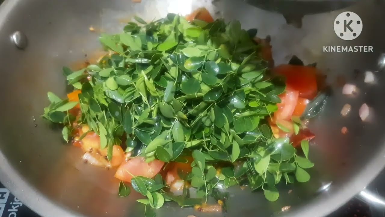 Munagaku Tomato 🍅  Curry Recipe in Telugu మునగాకు టమాటా కూర