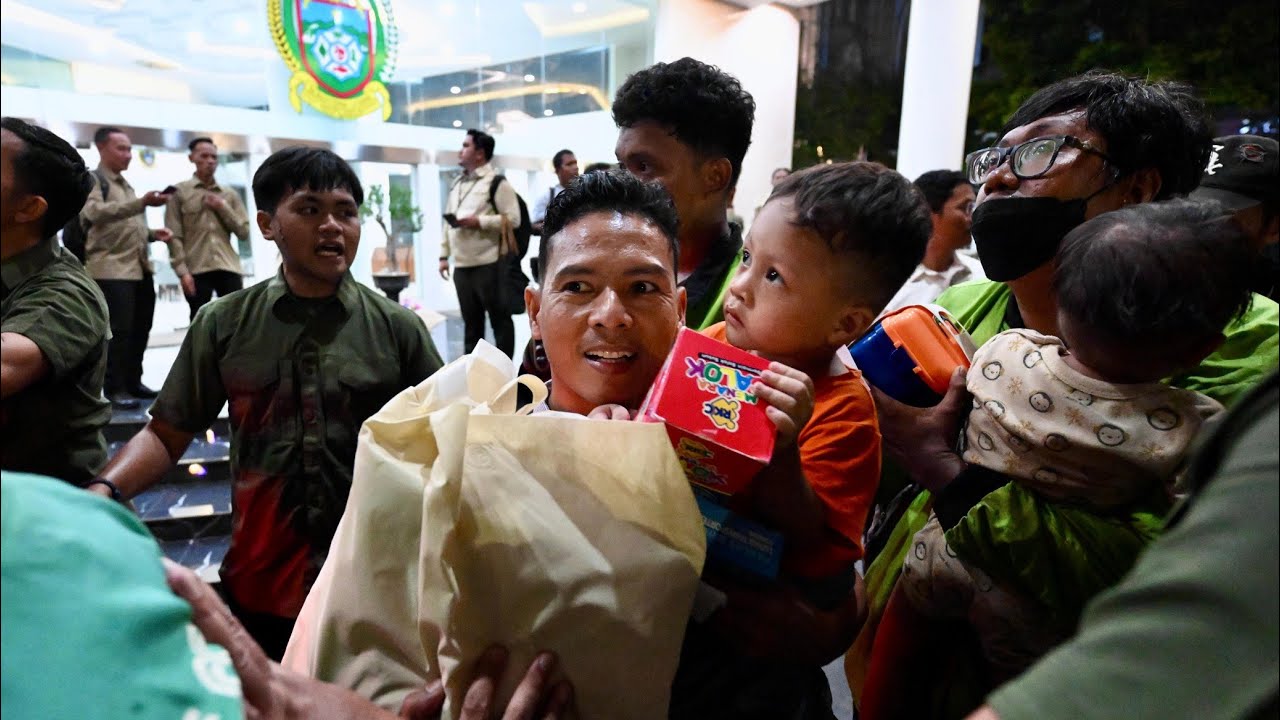 Presiden Prabowo Salurkan Ribuan Paket Sembako untuk Warga Sumatra Utara, 20 Maret 2026