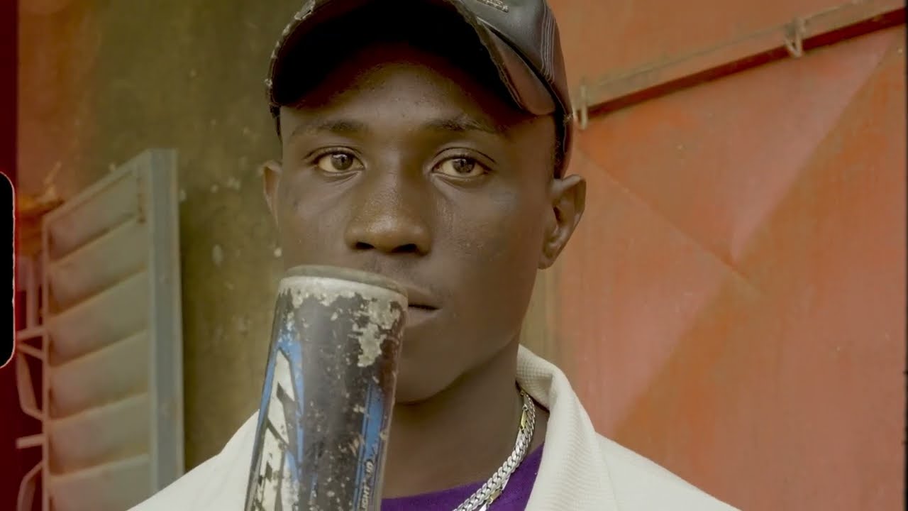 SUCCE WANNA - INTRO (Clip Officiel)
