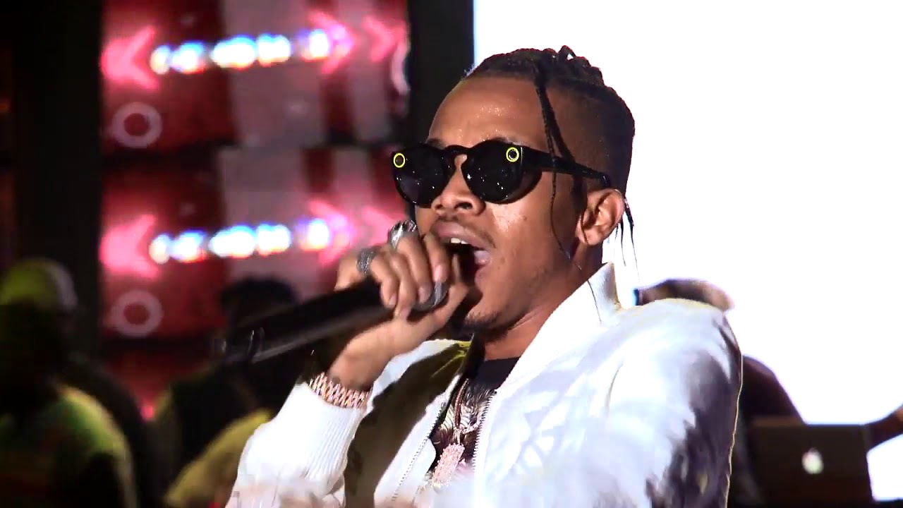 TEKNO MILES PERFORMANCE AT THE WAVE