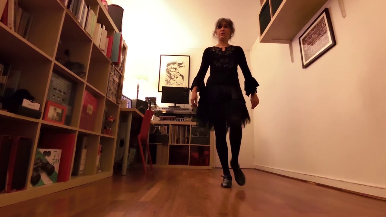 Rolling Rhythm Line Dance (niveau débutant)