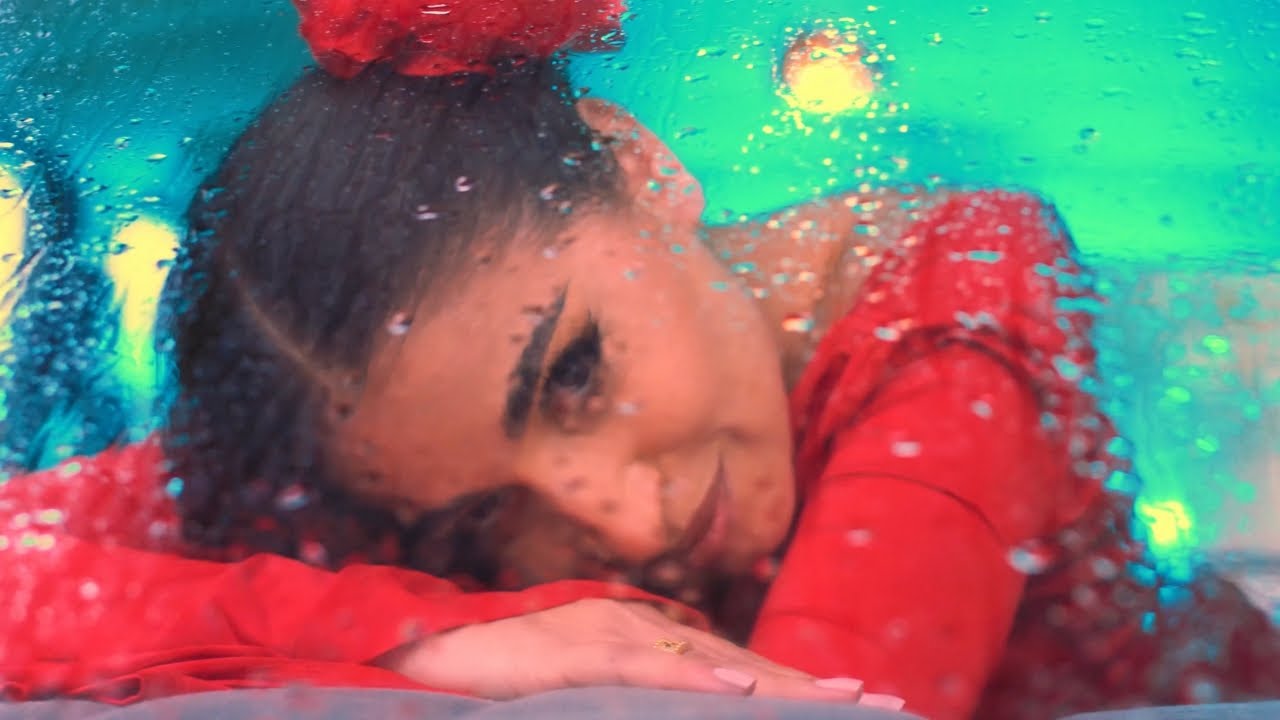 Printesa de Aur - Buzunar full de lovele (Official Video)