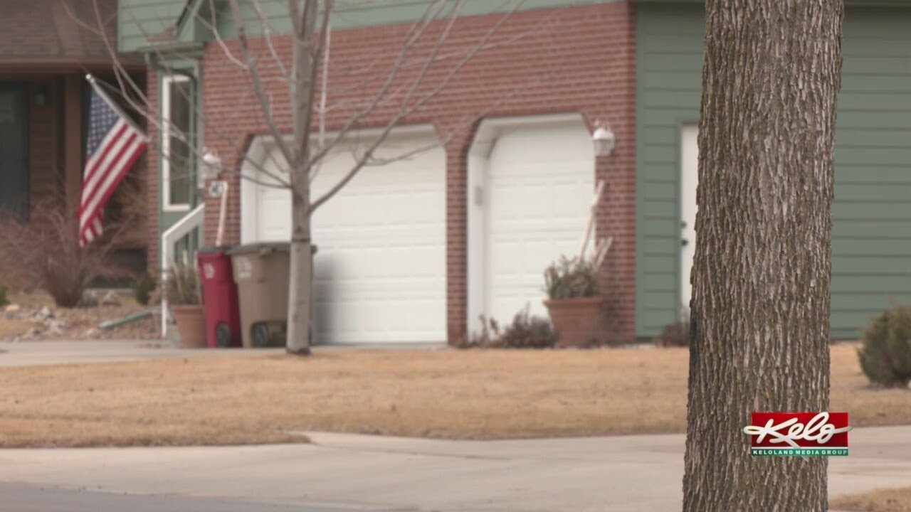 Legislature approves a county sales tax option