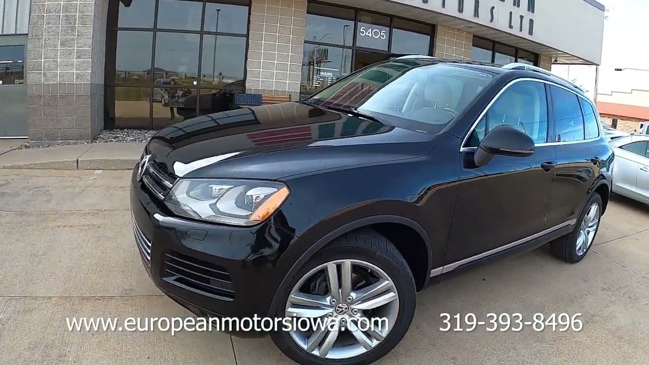 2012 Volkswagen Touareg TDI Executive, AWD, Local Trade