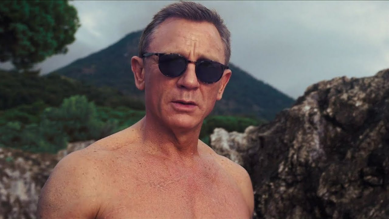 Daniel Craig as James Bond #danielcraig #jamesbond #007 #notimetodie #espionage 