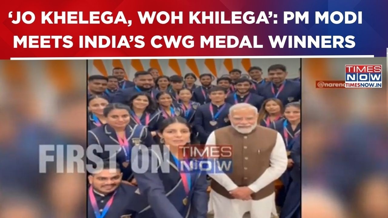 PM Modi Meets India&rsquo;s CWG Heroes After 39-Medal Haul, Boosts Athletes Ahead Of Asian Games | WATCH