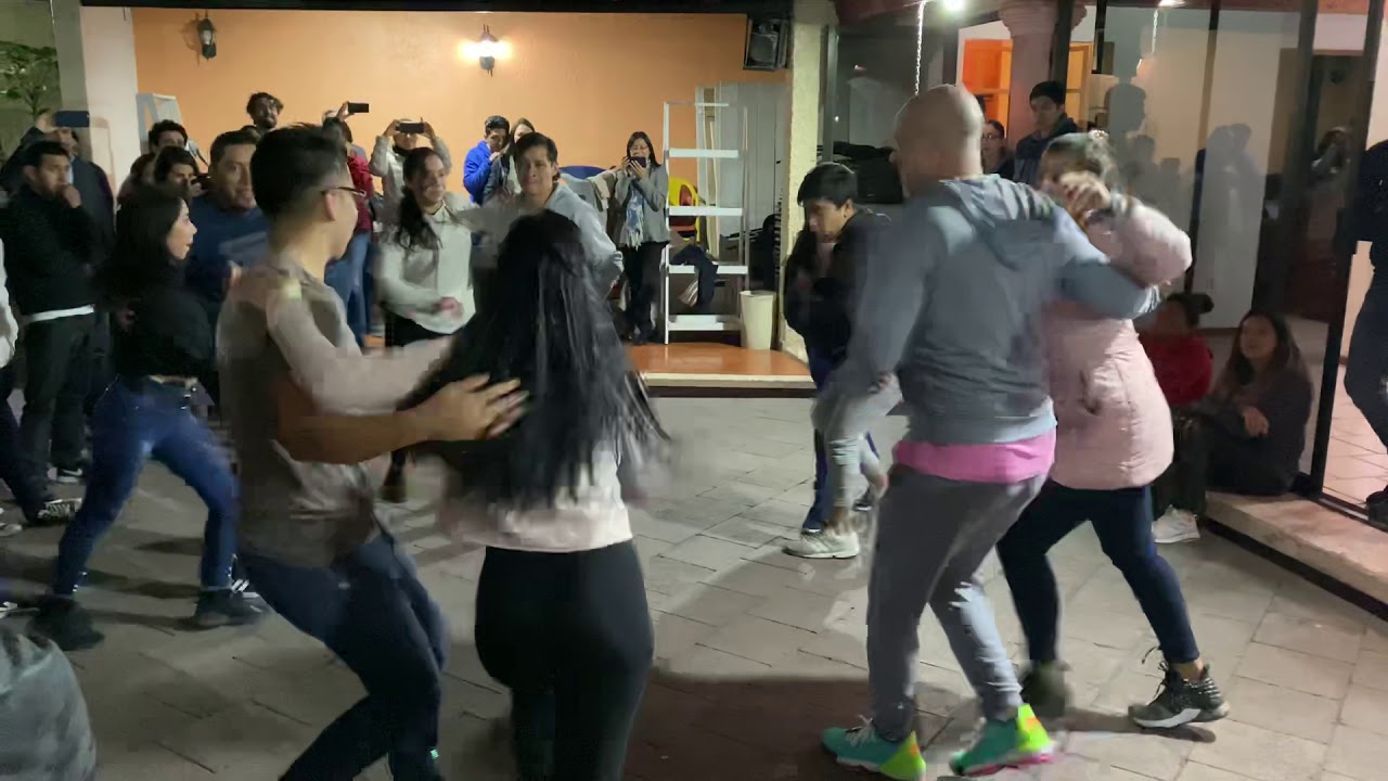 Baile rueda de casino Salsa cubana 4K