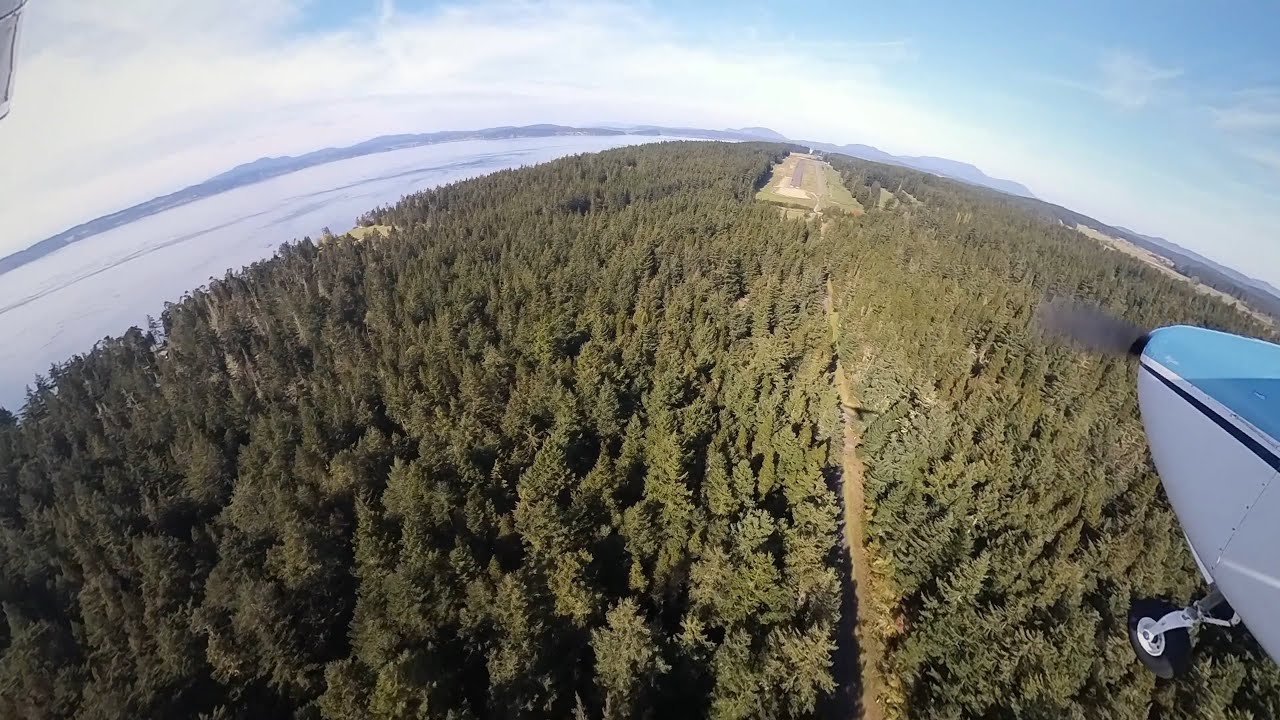 Landing at Lopez Island Airport (S31)