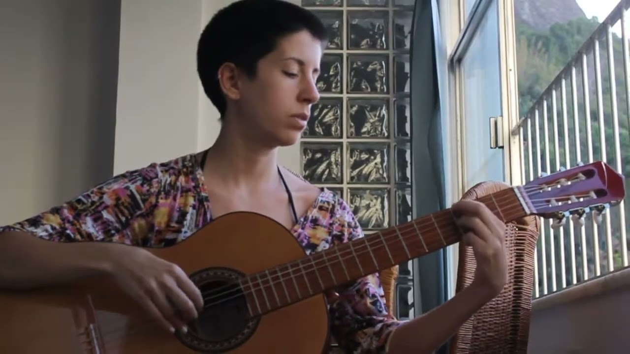 Lula Lounge - Água De Beber