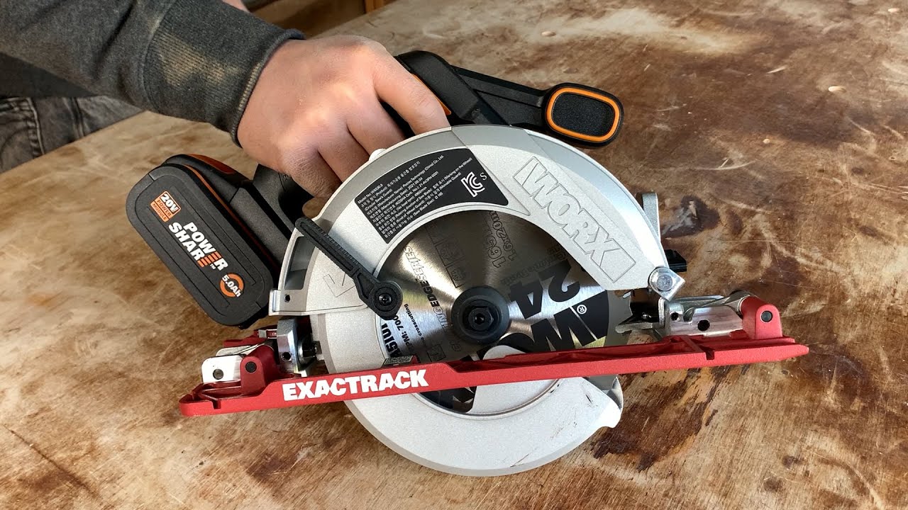 Worx EXACTRACK Circular Saw / WX530.9 / Unpacking & Performance