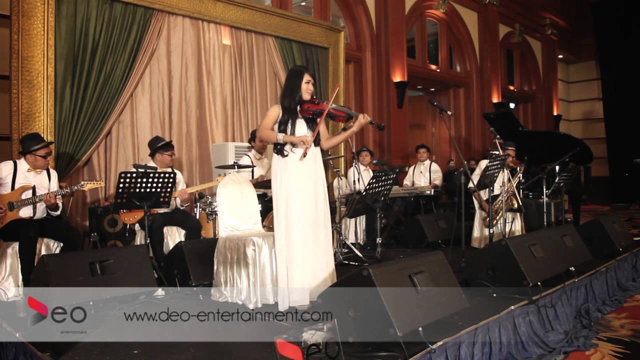 Bitter Sweet Symphony, Beat It, Mr.Brightside Medley at Bidakara | Cover By Deo Entertainment