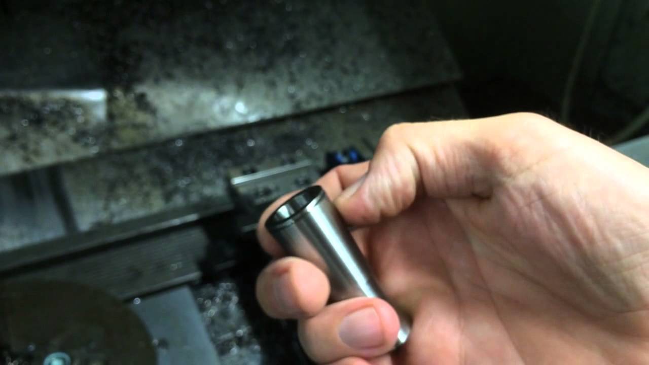 NOXeye Titanite Titan Custom Made EDC Lampe