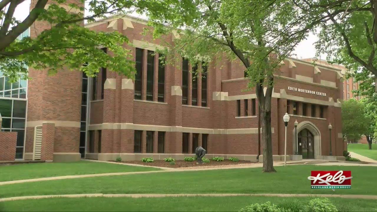 Changing trends of fall college enrollment