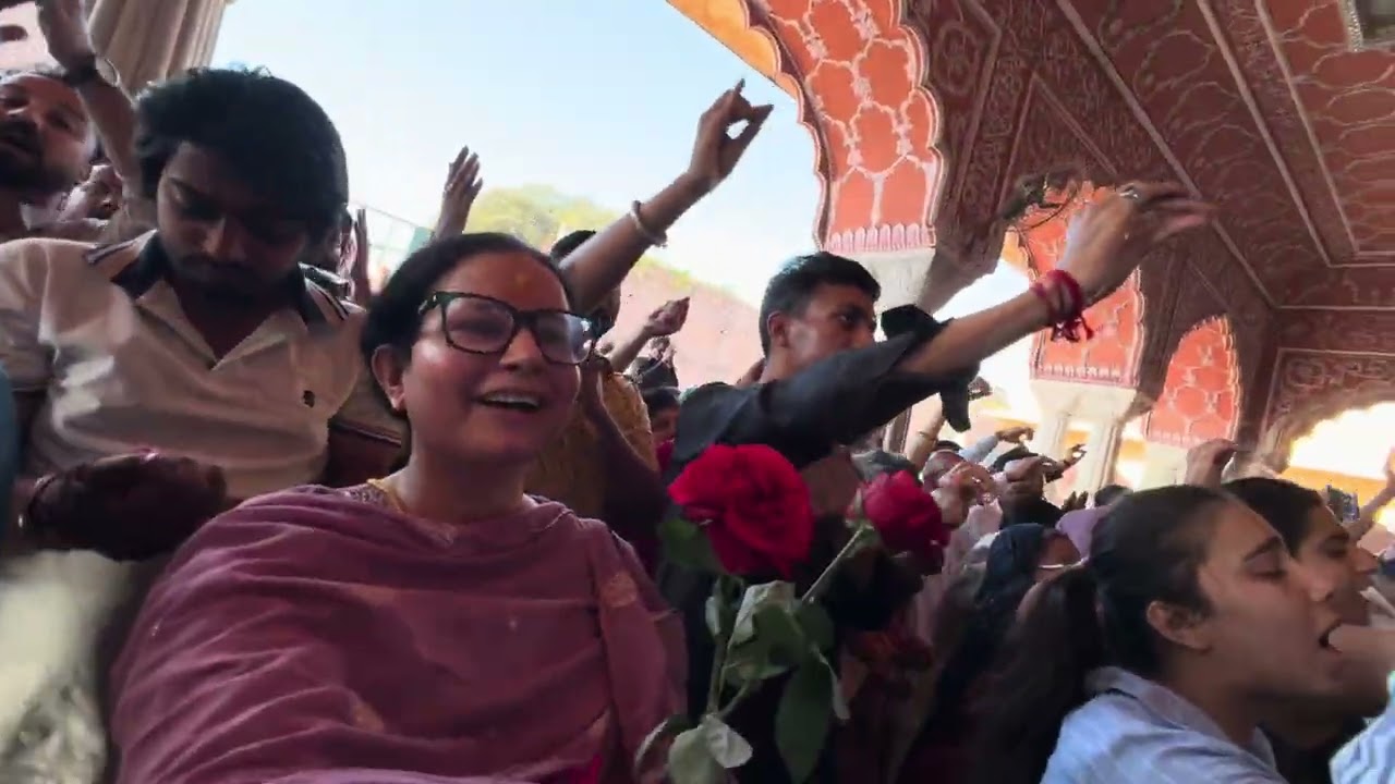 SHREE RADHETHAKUR JI MHARO GOVINDA MHARO JAIPUR 