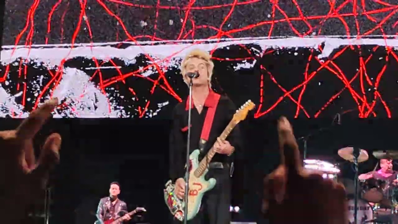 Green Day Basket case, Longview and welcome to paradise  live at FNB Stadium