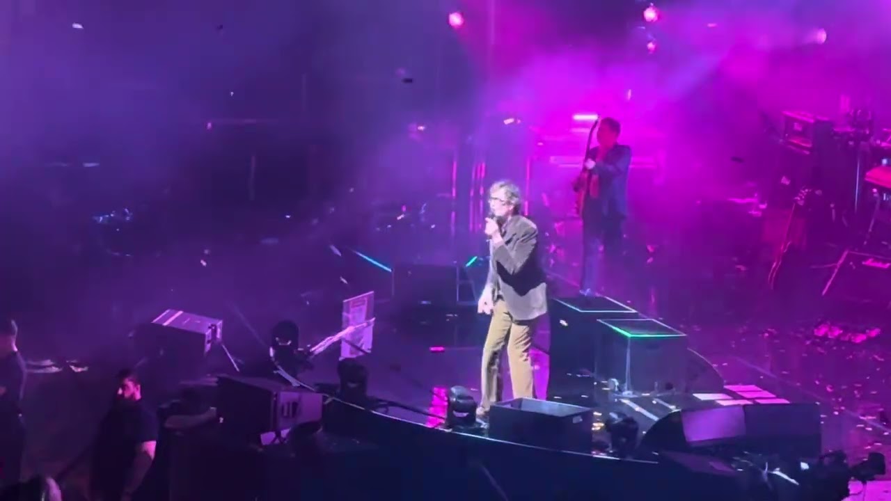 Pulp - Common People - The 02, London - 13-06-2025