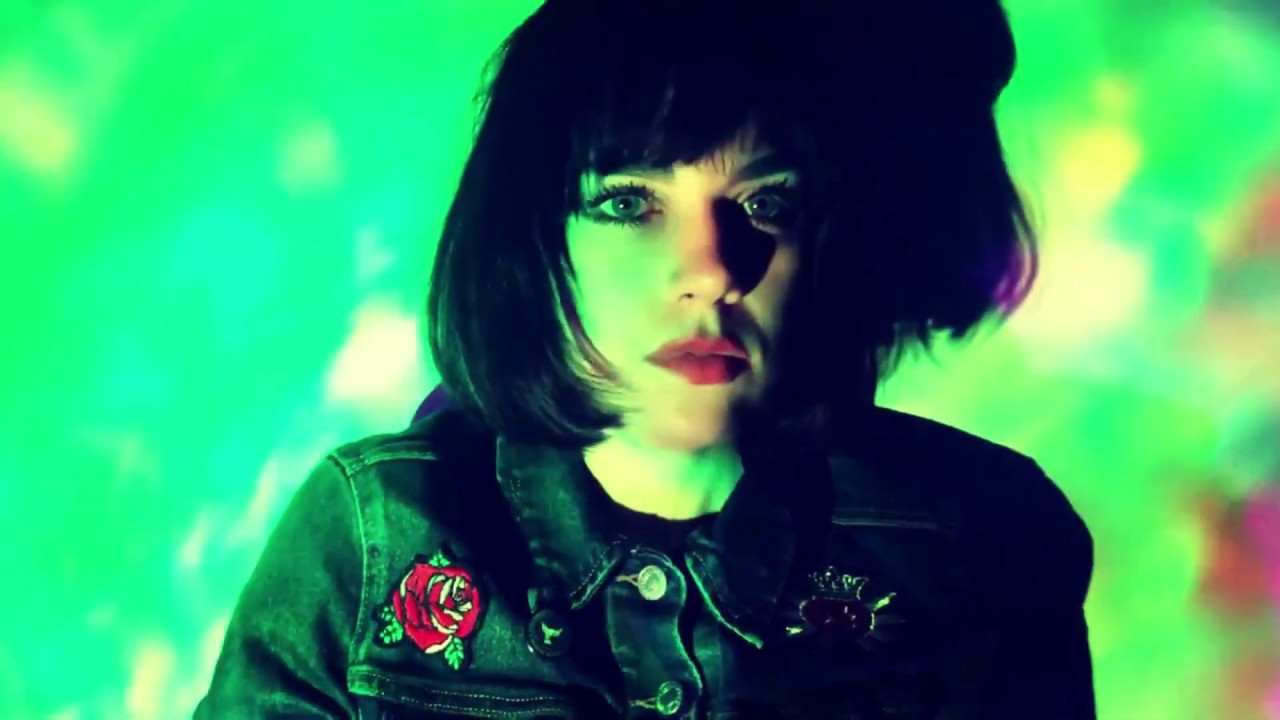 BLACK DOLDRUMS - SHE DIVINE (OFFICIAL VIDEO)