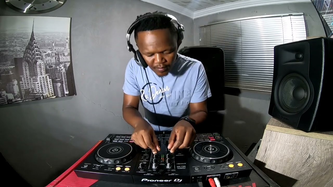 Ama Soulful House Vibes Vol 8 By Sbu SoulfulJazzy