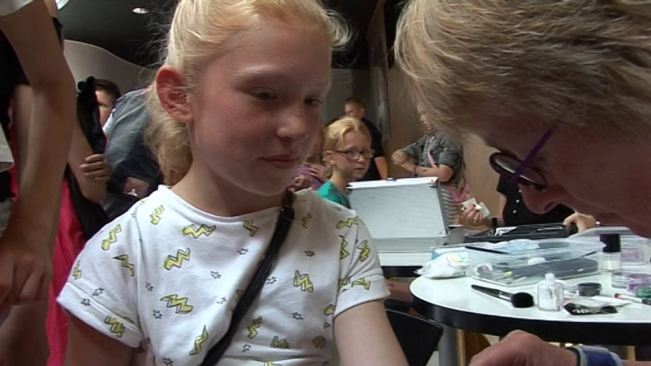 Villa Pardoes Benefietconcert - Langstraat TV