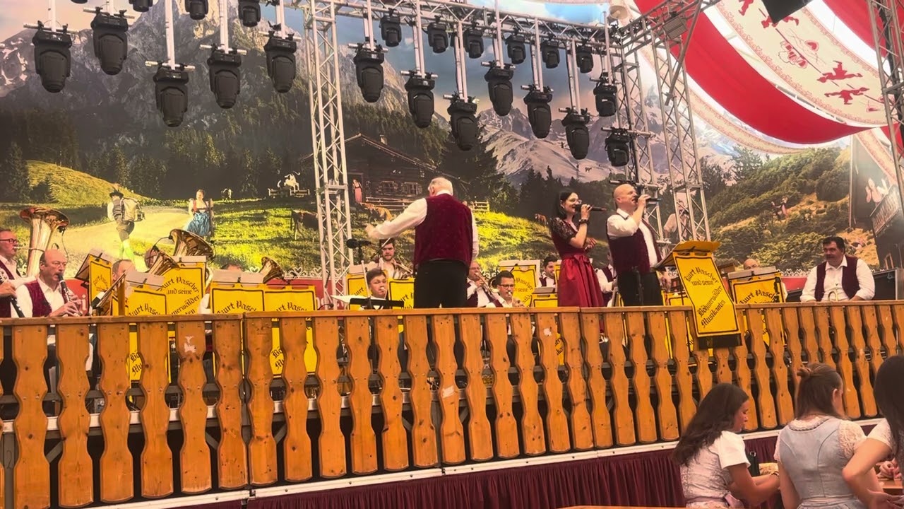 Kurt Pascher und seine Böhmerwälder Musikanten - Augsburg Plärrer September 2025 - Video 01 / 03!