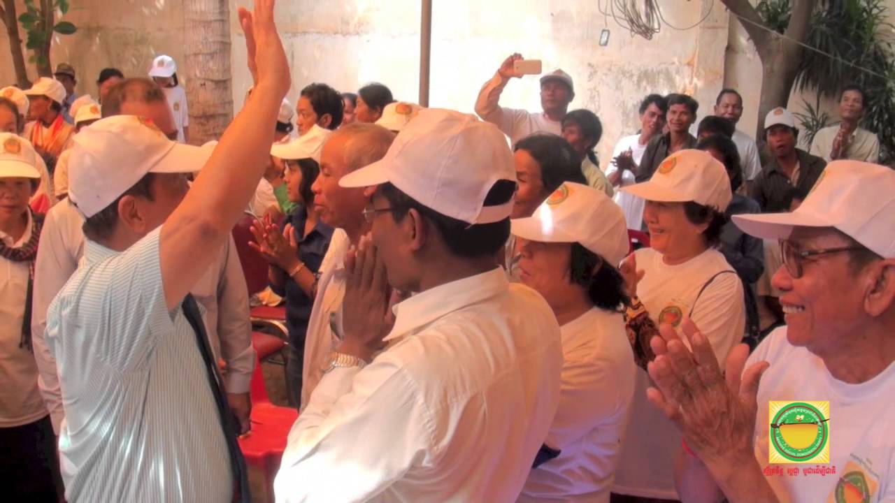 BSDP-ស្លាកគណបក្សសំបុកឃ្មុំសង្គមប្រជាធិបតេយ្យបានលើកនៅខេត្តកំពង់ស្ពឺ (ភាគទី០១)