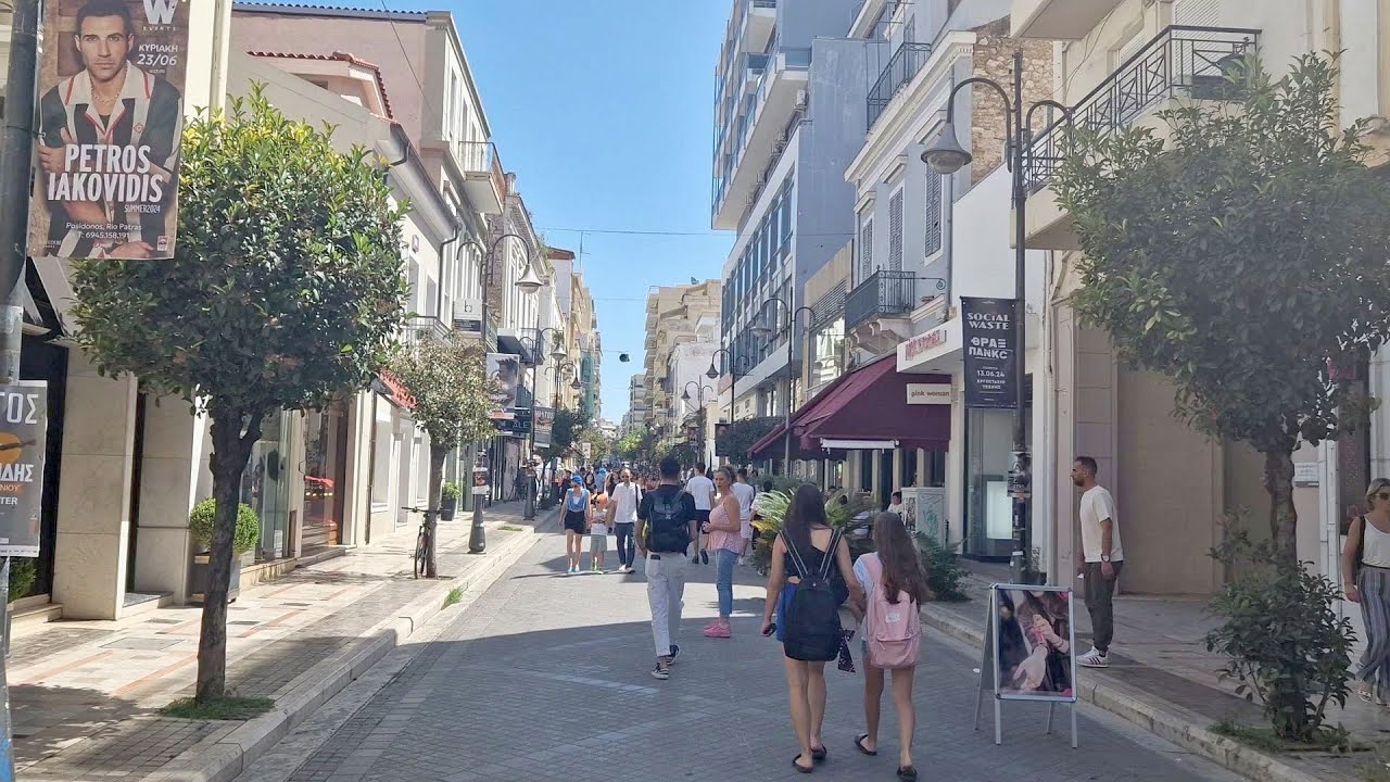 Walk through the city of Patras in the Peloponnese
