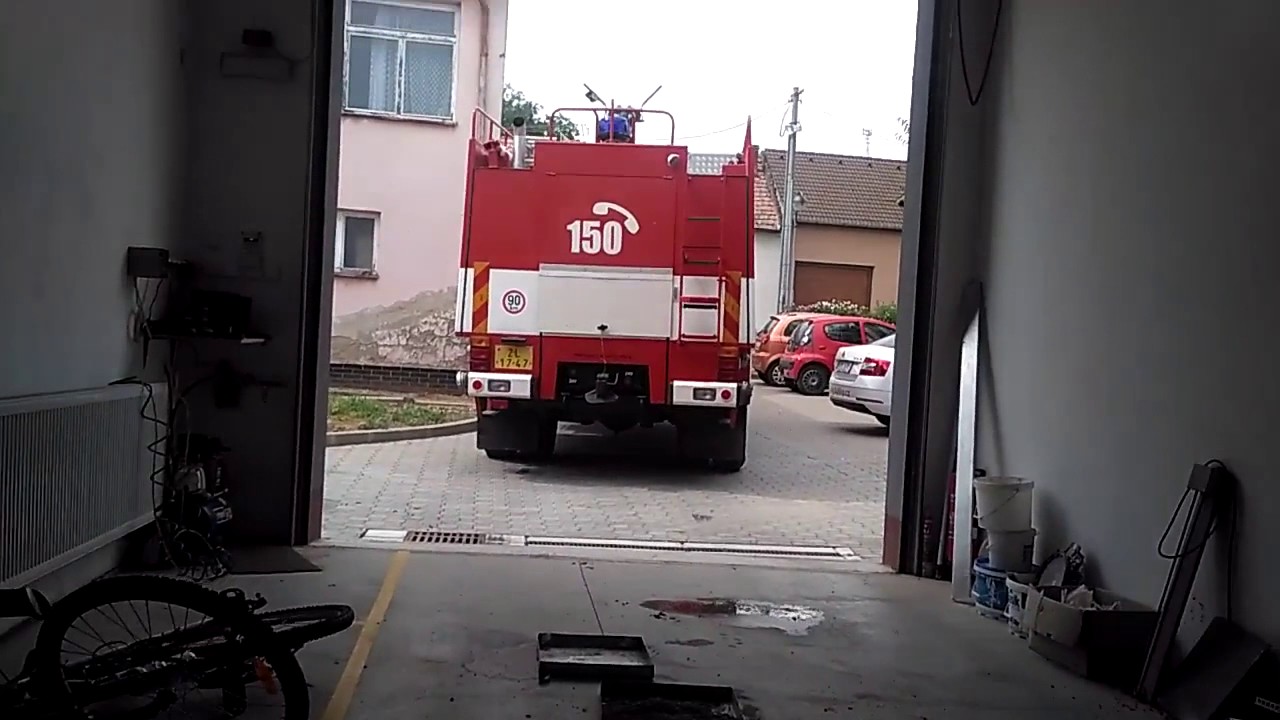 23. 7. 2017 Požár stohu balíků Sušice (Kuvajt) - výjezd od zbrojnice