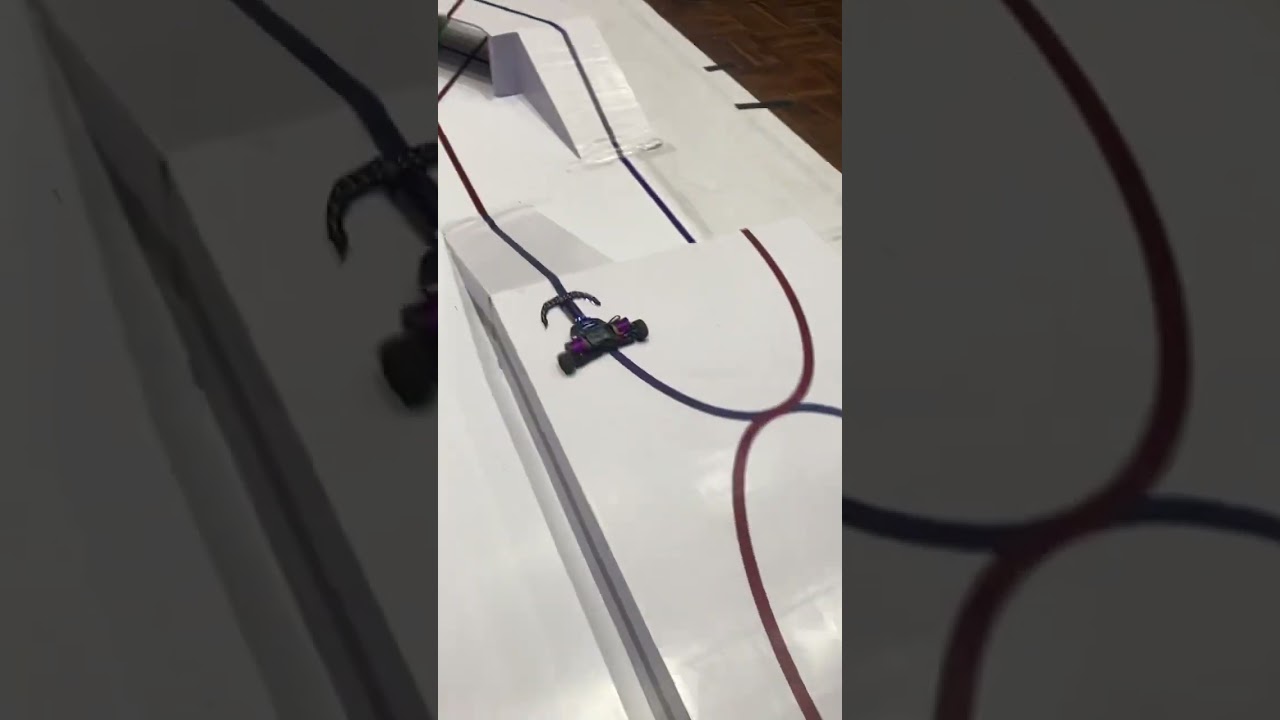 Fast Line Follower Robot Race 🔥 #robotic #robot #linefollower #automobile #competition #technology