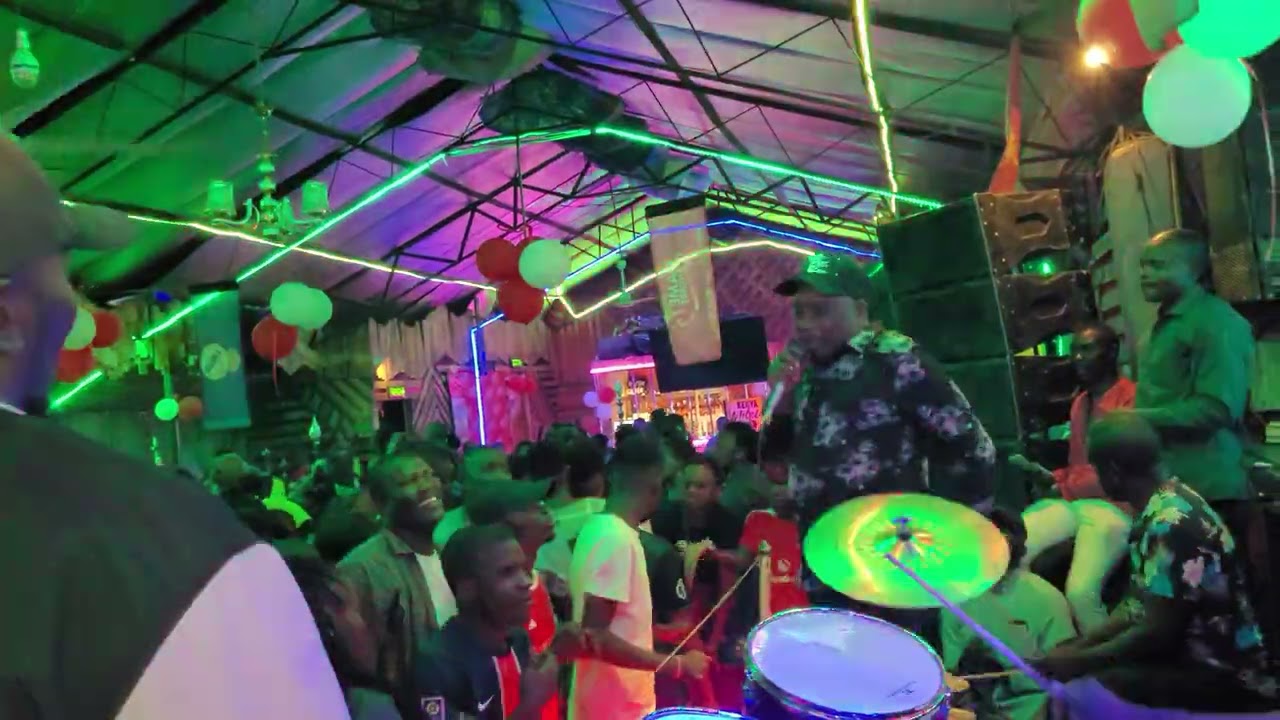 EMMA JALAMO LIVE PERFORMANCE AT GAME CHANGER LUCKY SUMMER #emmajalamo #luomusic 