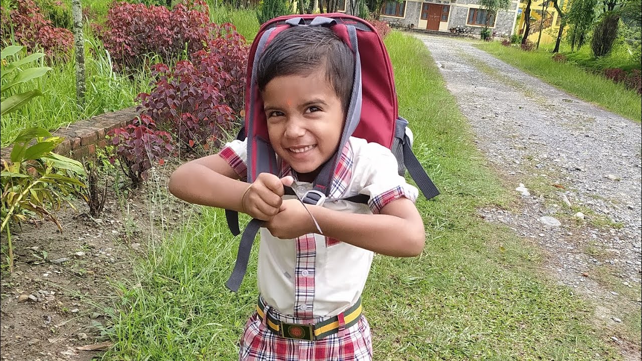 akshay apni school ke competition ki tyari kar raha hai#dadyson#fatherlove#support #hardwork