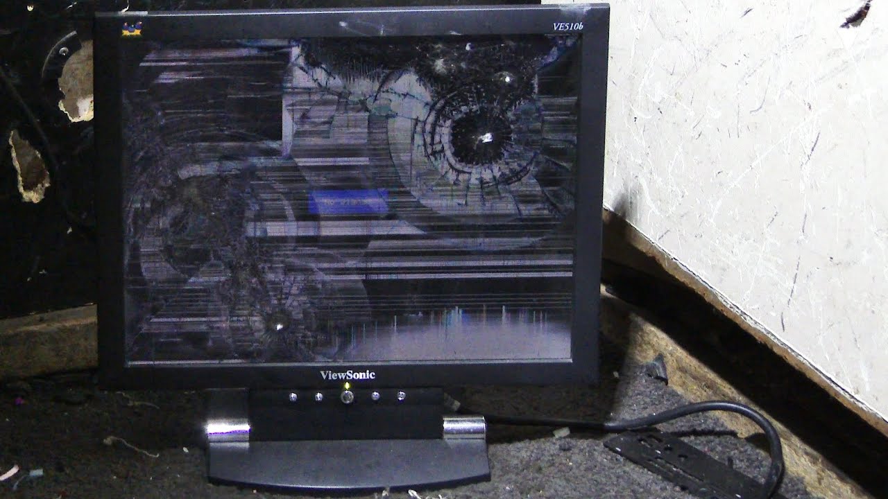 Smashing a ViewSonic VE510b VS10040 15
