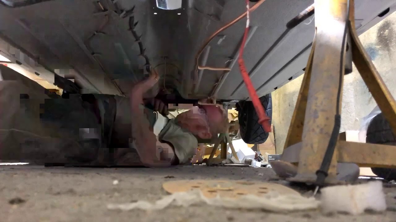 Classic Mini Pickup Restoration Ep139 - Fuel Tank/ Fuel Lines