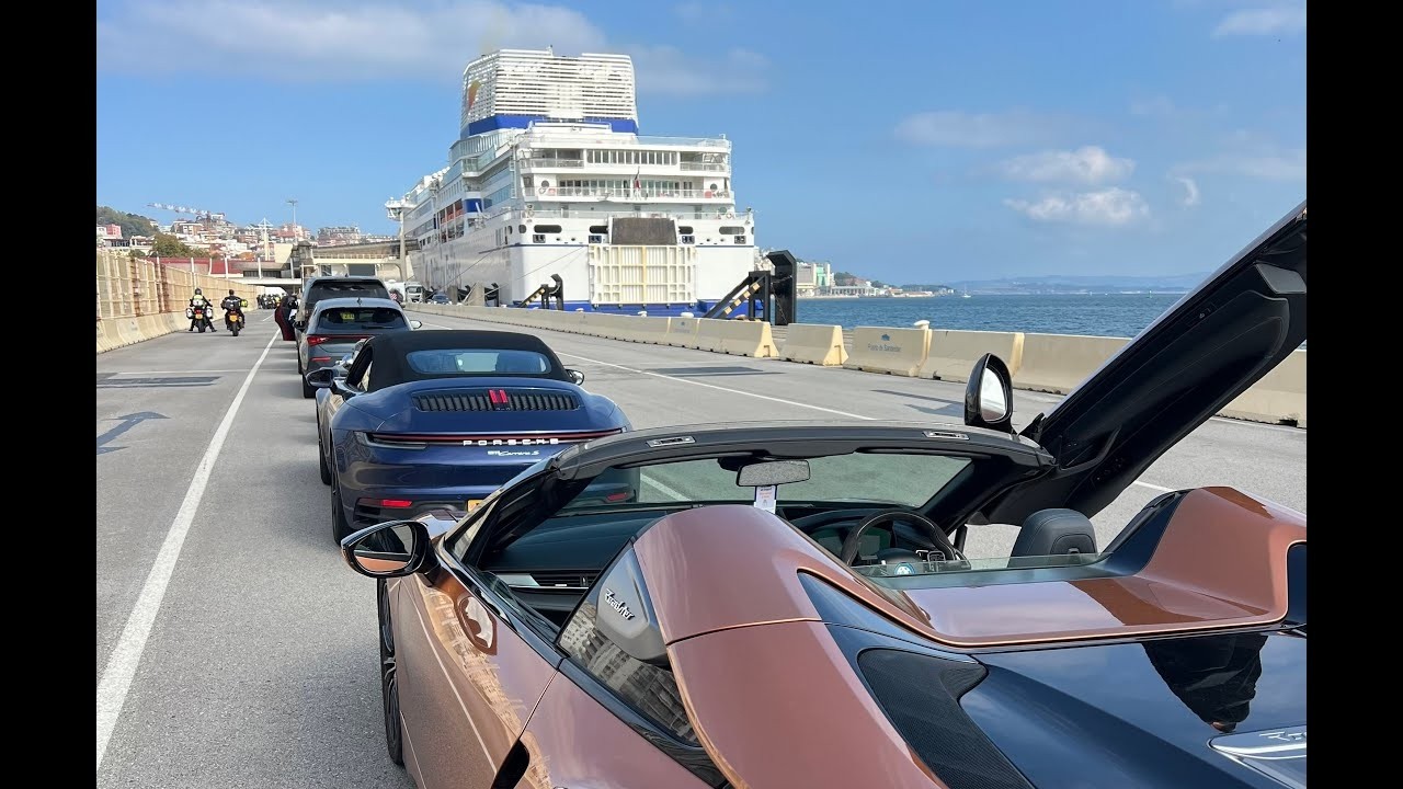 BMW i8 Roadster Driving Home