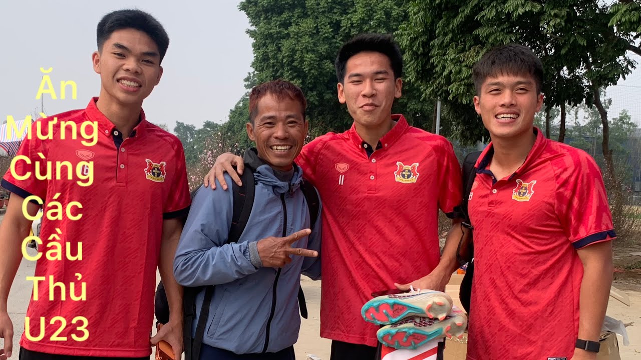 PHC/Đi Ăn Mừng Cùng Các Cầu Thủ Ngọt Cận Tới Lợn Cùng Hiếu Ruồi #phc #teamphd.