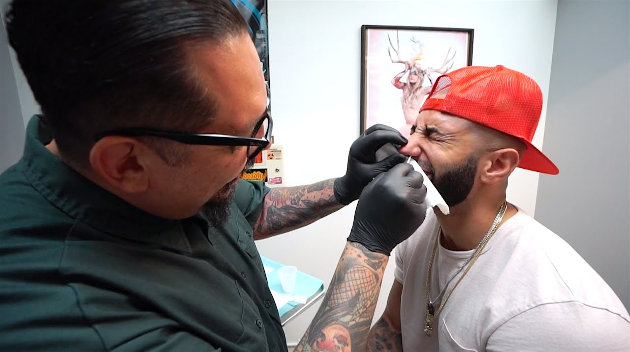 I GOT MY NOSE PIERCED!!