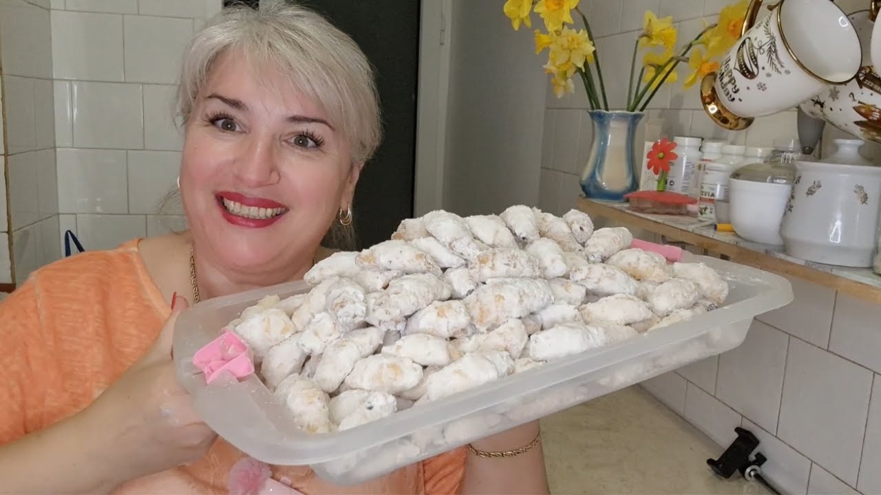 Cornulețe moldovenești din copilărie – cea mai simplă și delicioasă rețetă a mamei mele!