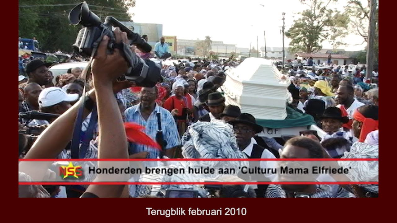 Terugblik 2010: Indrukwekkende culturele uitvaart Elfriede Baarn-Dijksteel