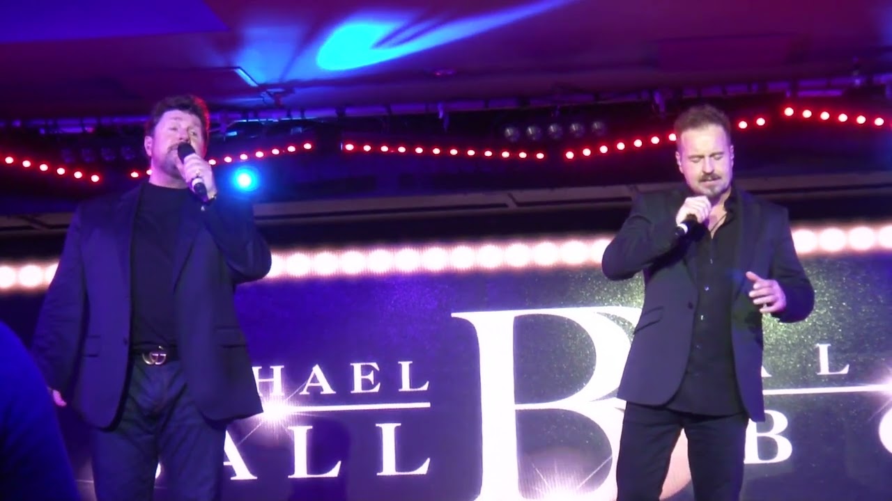 Tom Jones Medley - Michael Ball and Alfie Boe Blackpool 2022.10.28