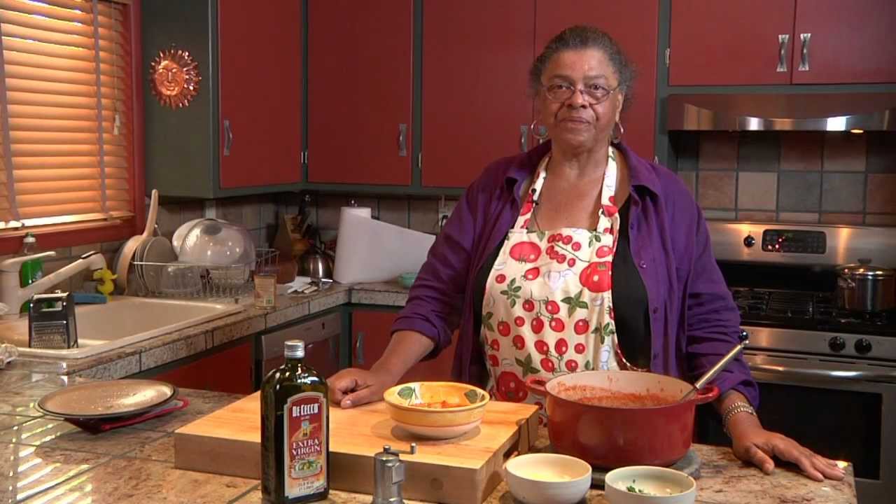 The WIC Kitchen: Pasta & Bean Soup