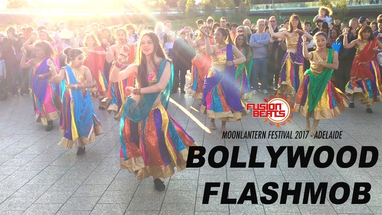 Fusion Beats Dance | Awesome Bollywood Dance Flashmob | Moonlantern Festival - Oz Asia 2017