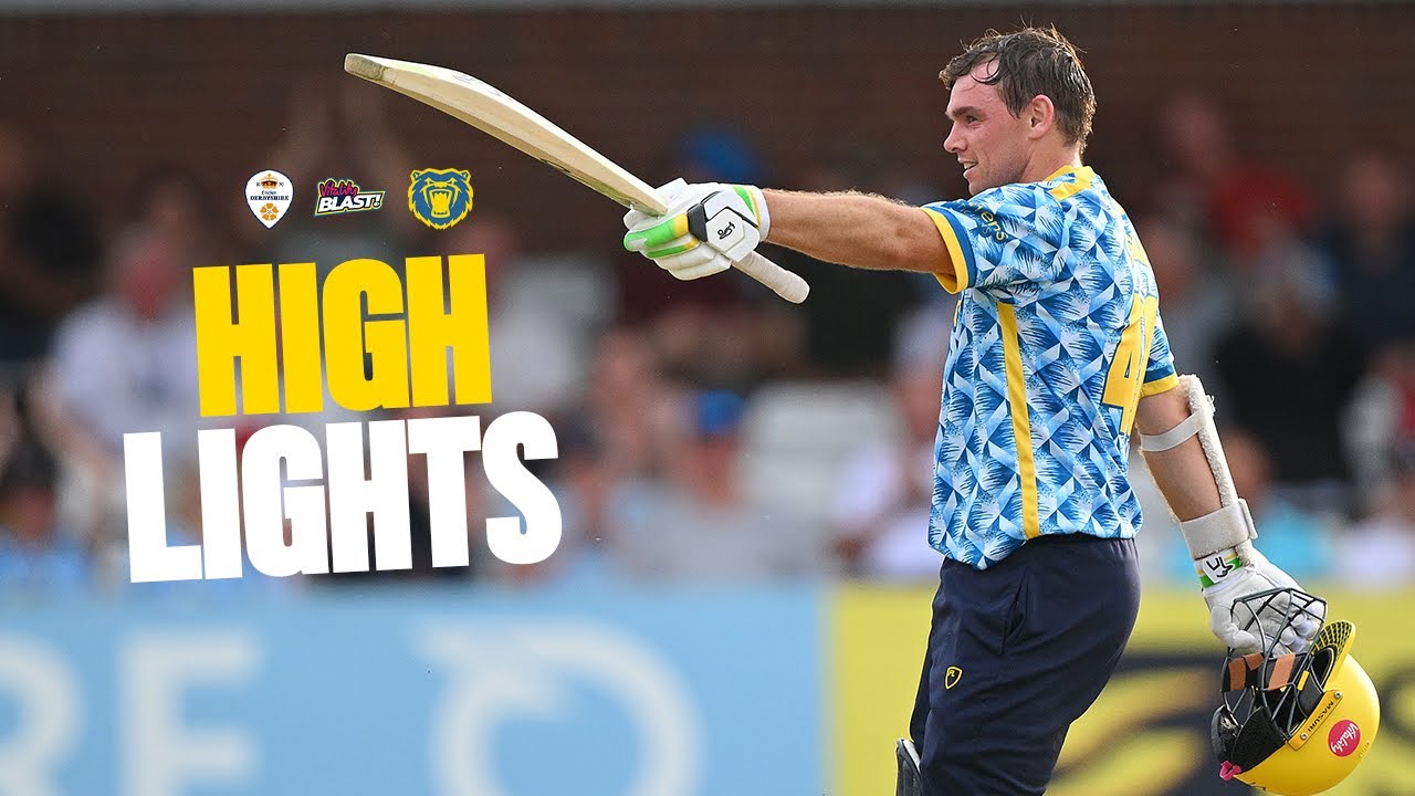 Tom Latham 100 off 49 balls as Bears head to quarter-finals! | Highlights | Vitality Blast