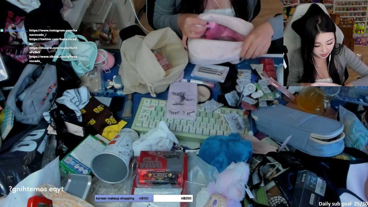 okay... dont watch for a few hours.. i need to clean my room   !throne !socials !kiibo