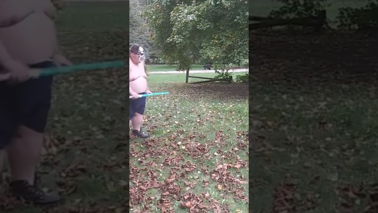 Star Wars, the fat guy strikes back #funny #starwars #lightsaber #weird #green #blue